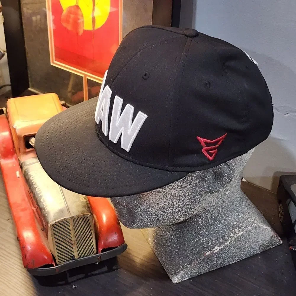 TaylorMade RAW Hat